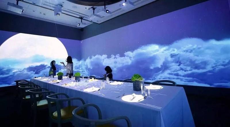什么是全息餐厅？全息投影技术打造沉浸式用餐新体验